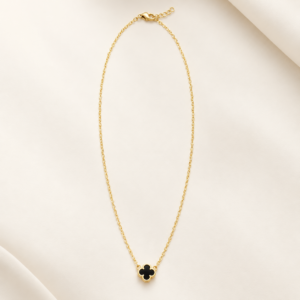 Collar de Trébol Negro en Oro 14K